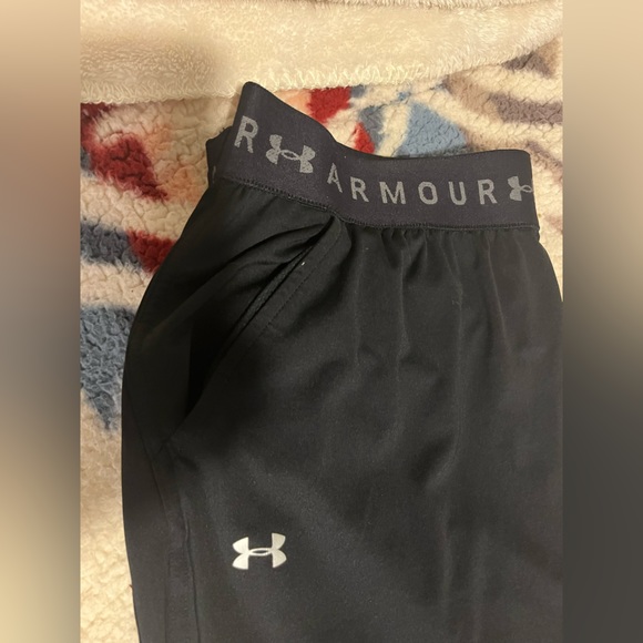 ❌SOLD❌Women’s Large Under Armour Sweatpants - Picture 3 of 4